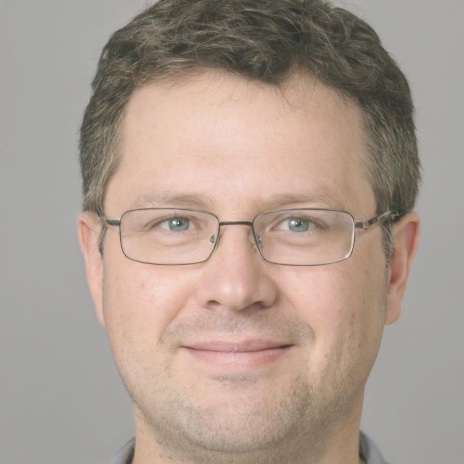 Portrait de Bastien Moreau, formateur en finances